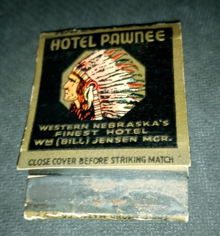 North Platte, Western Nebraska Matchbook Hotel Pawnee Indian Chief
