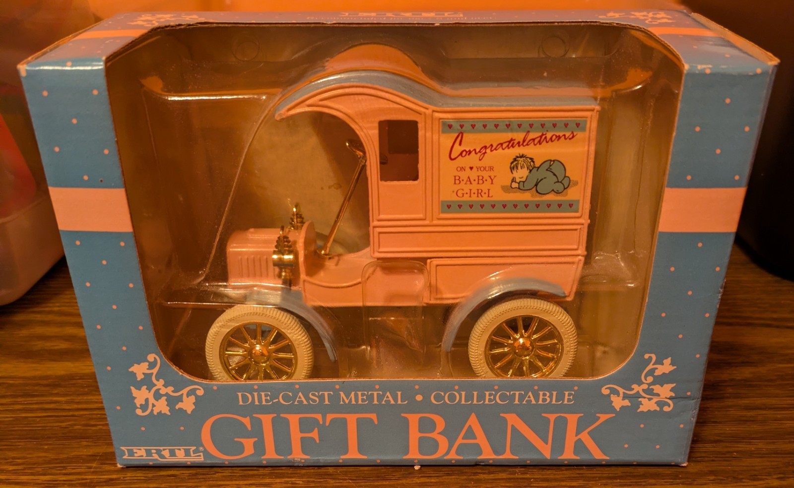 ERTL BABY GIRL CONGRATULATIONS DIE CAST METAL BANK COLLECTABLE 1991 USA NIB