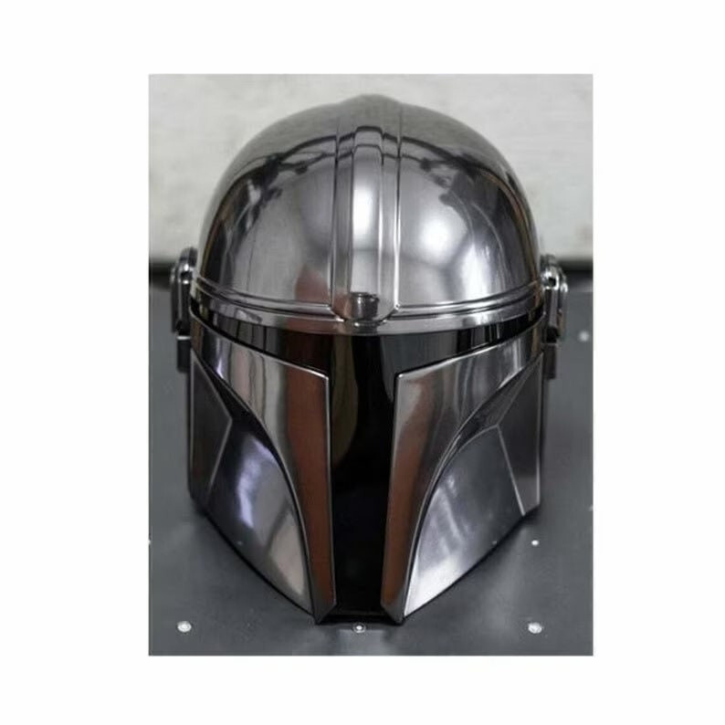 Wars Mandalorian Helmet with Liner and Chin Strap Cosplay Style Wars Mandalorian Helmet with Liner and Chin Strap Cosplay Style