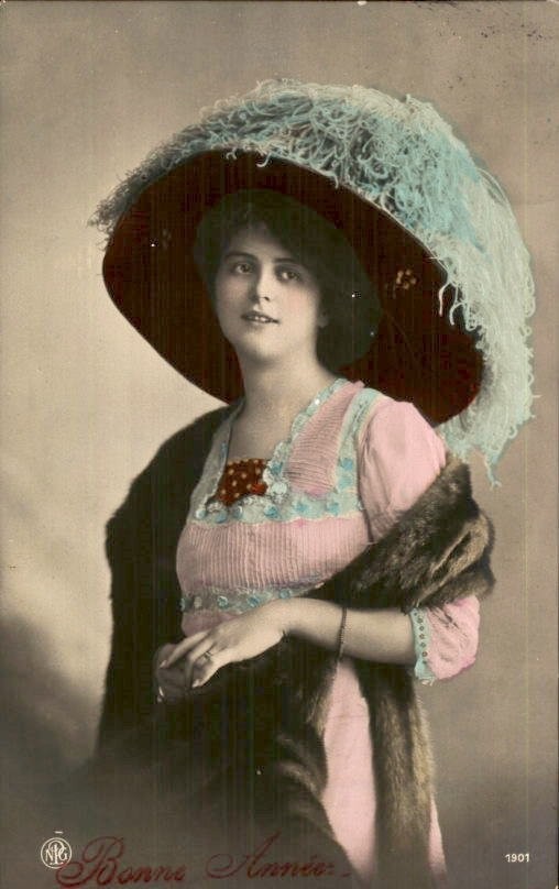 Beautiful Belle Époque Woman, Large Hat – Vintage Postcard
