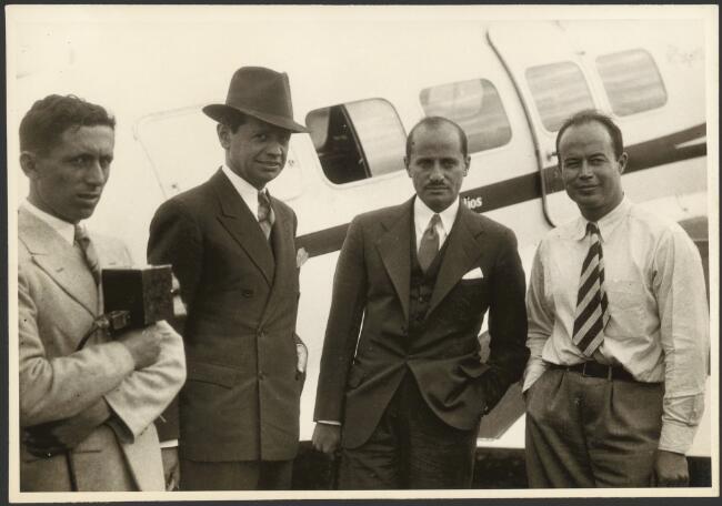 Group portrait showing an unidentified man 1932 AVIATION OLD PHOTO