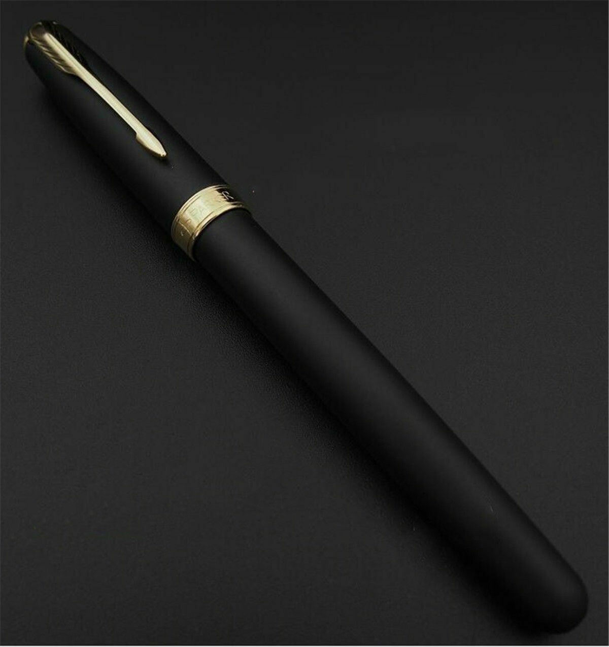 Good Matte Black/Gold Clip Parker Sonnet Series Fine (F) Nib Fountain Pen No Box