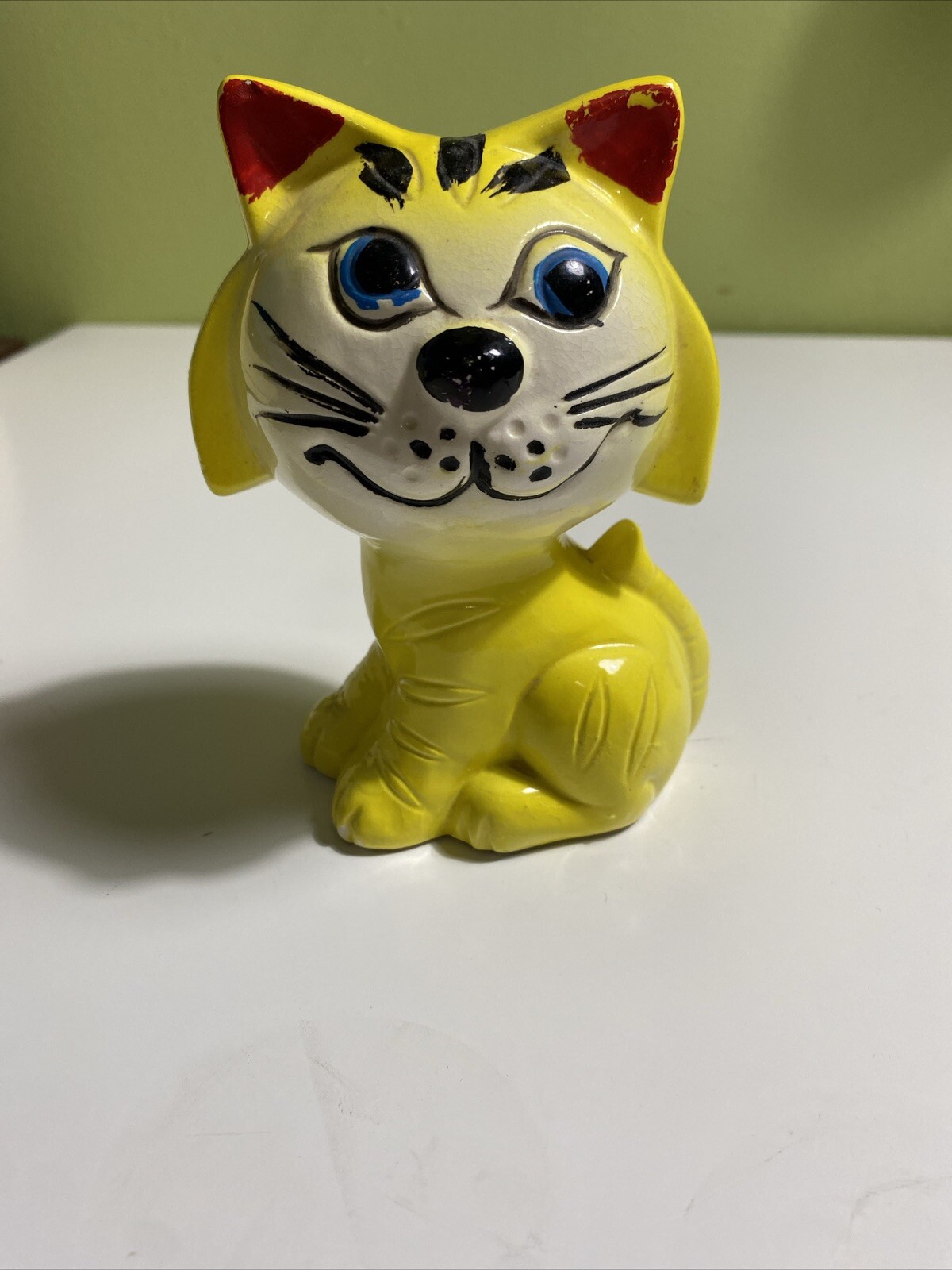 Vintage Yellow Ceramic Cat Coin Bank Blue Eyes Hand Painted Retro Figurine Vintage Yellow Ceramic Cat Coin Bank Blue Eyes Hand Painted Retro Figurine