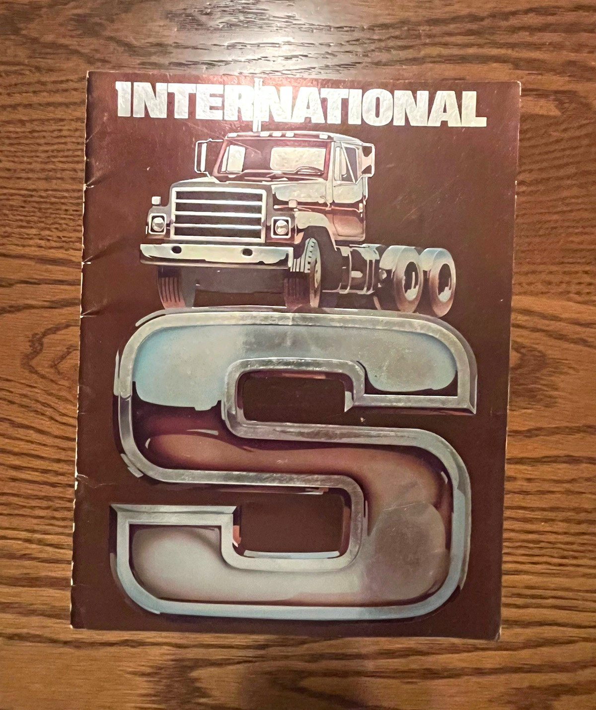 1976 International S Series Truck Sales Brochure / Dealer Brochure Pamphlet