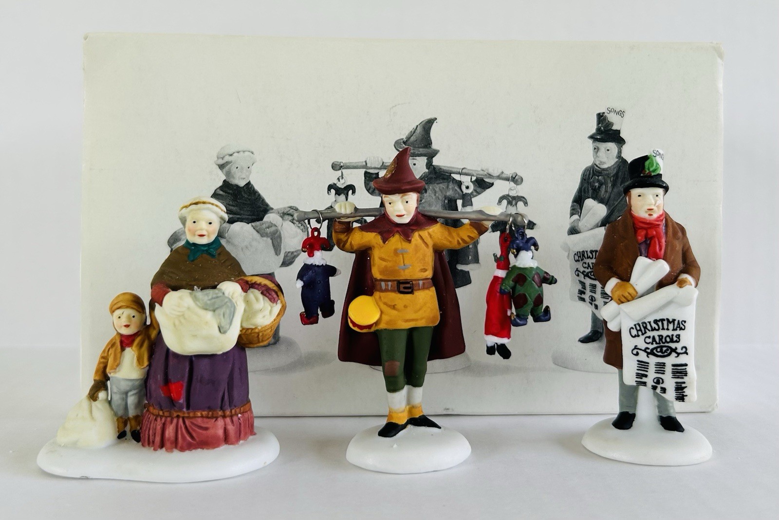 Dept 56 Heritage Christmas Village People Portobello Road Peddlers #58289