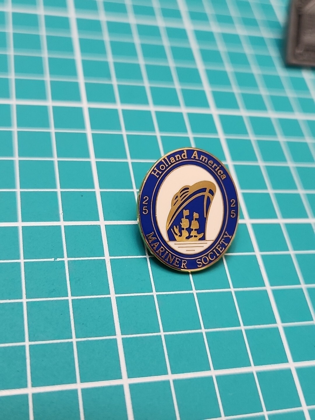 Vtg Holland America Mariner Society 25 Gold Tone Lapel Pin Vtg Holland America Mariner Society 25 Gold Tone Lapel Pin