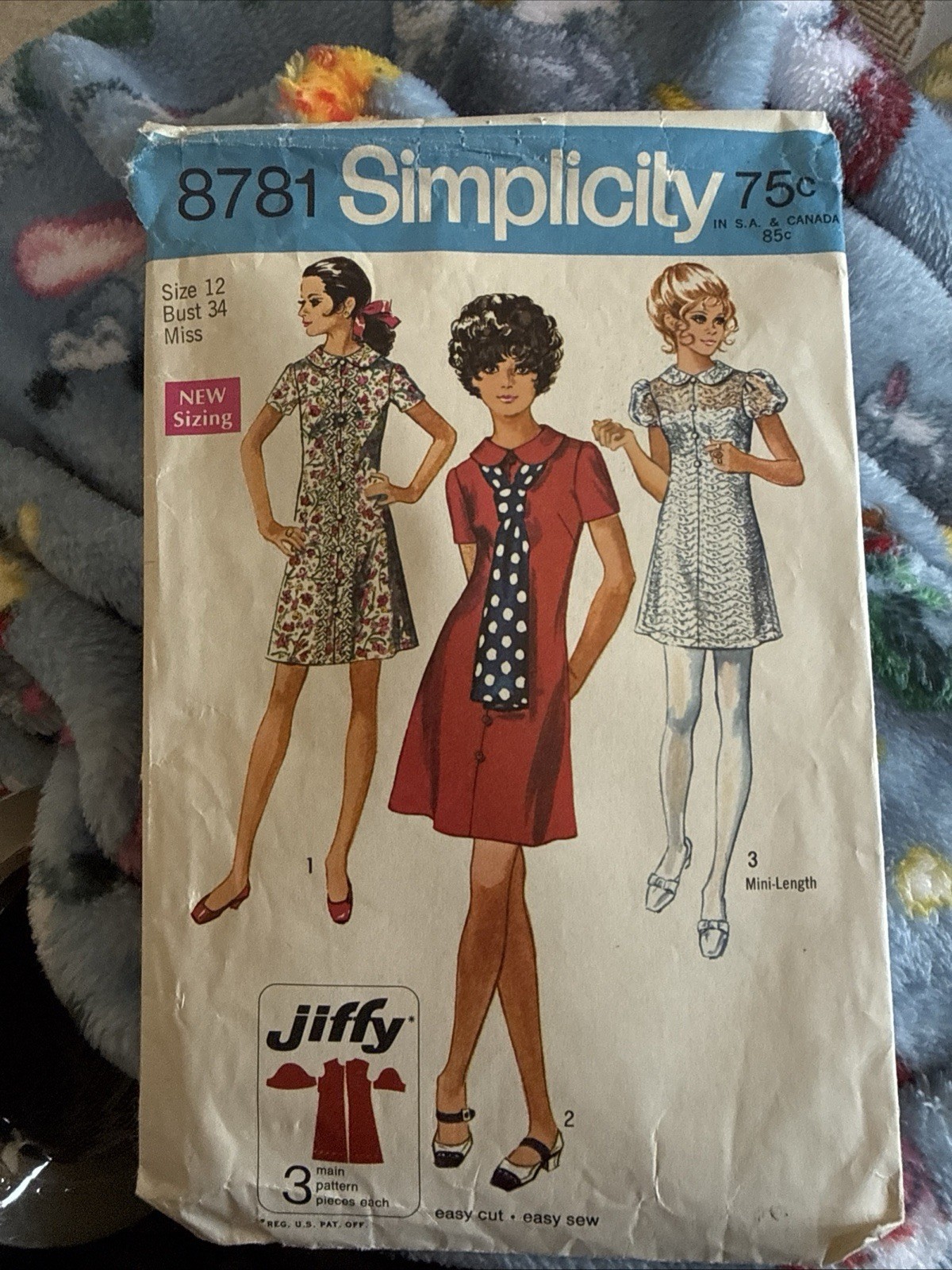 Vintage Uncut Simplicity 8781