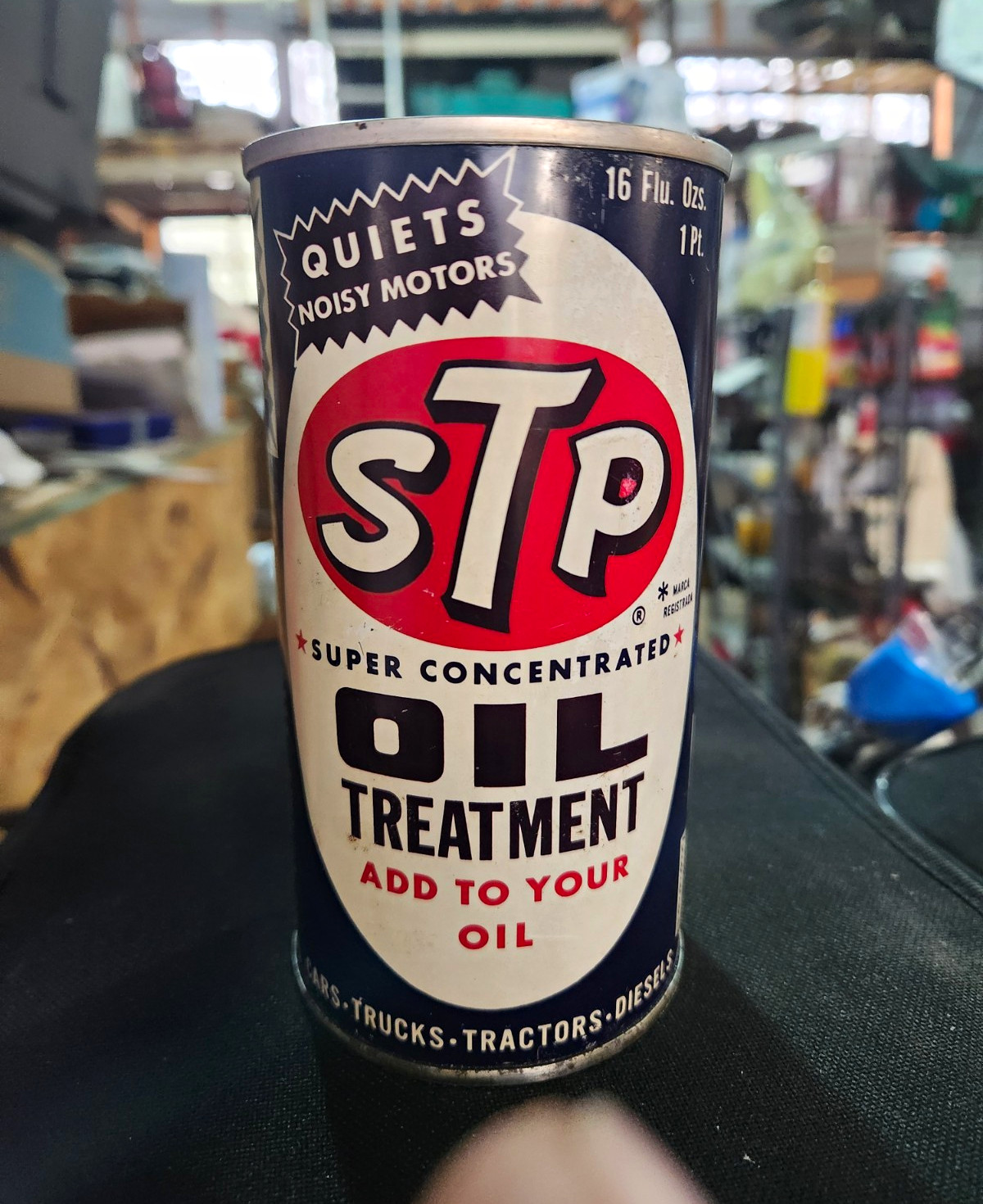 Early 60's STP Vintage Super Concentrated Oil Treatment 16 fl oz Early 60's STP Vintage Super Concentrated Oil Treatment 16 fl oz