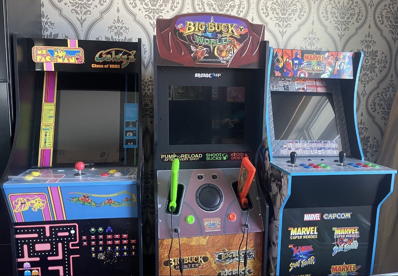 Big Buck World Shooter Hunting , Arcade Game Machine Lots 3 PCs ,great condition