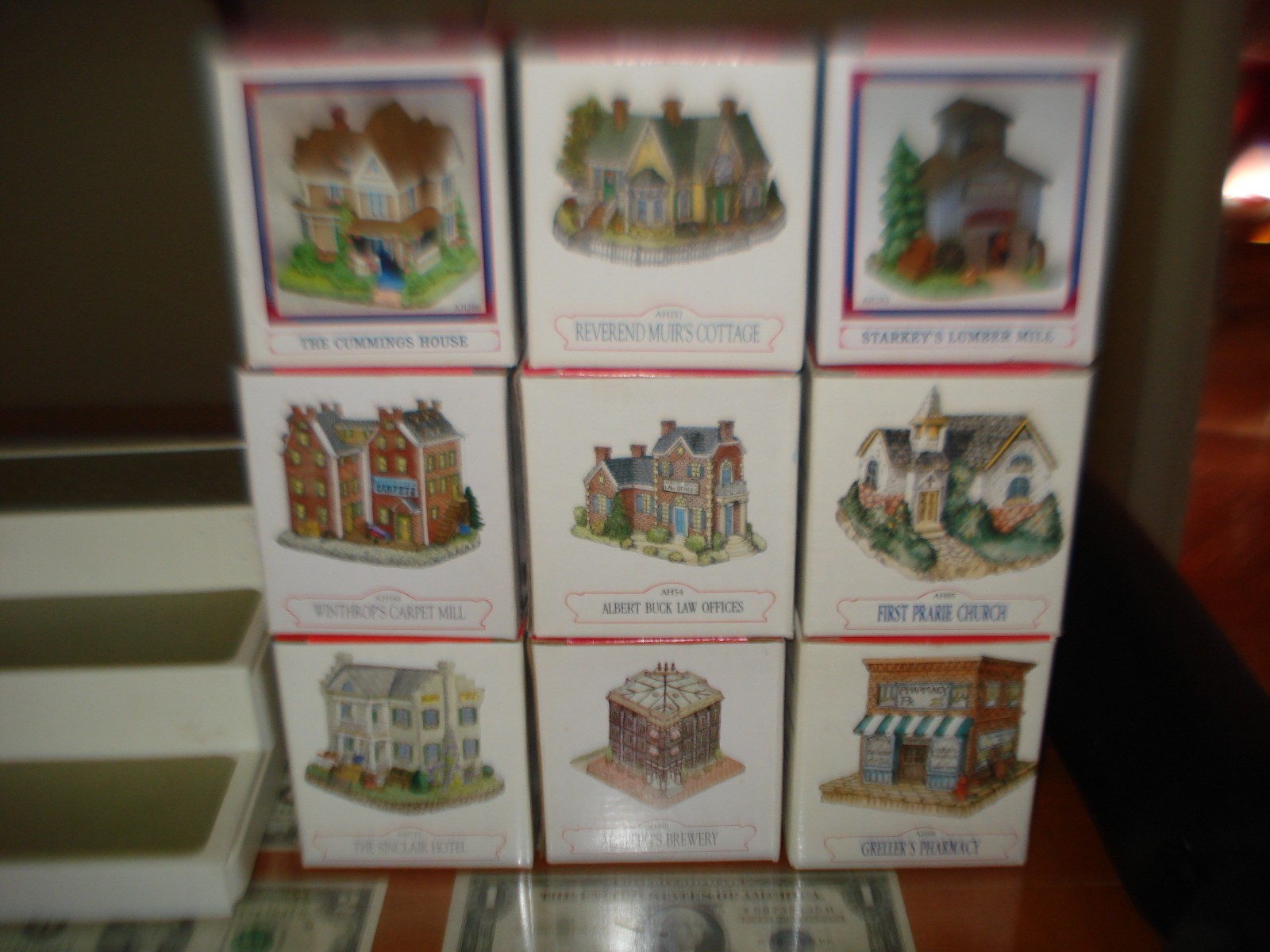 LIBERTY FALLS ~ AMERICANA COLLECTION ~ LOT #1 ~ 9 FIGURES ~ NEW IN BOX ~ LQQK LIBERTY FALLS ~ AMERICANA COLLECTION ~ LOT #1 ~ 9 FIGURES ~ NEW IN BOX ~ LQQK