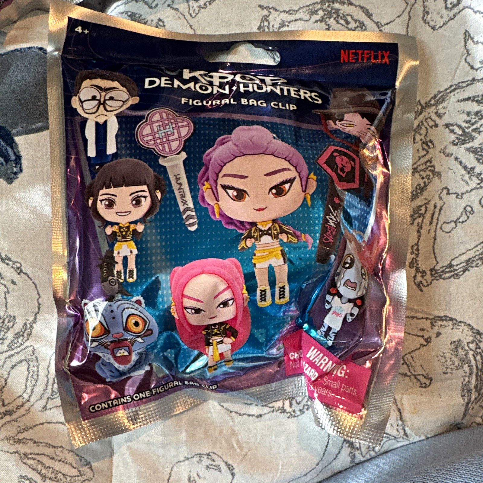 Rare kpop demon hunters figural bag clip