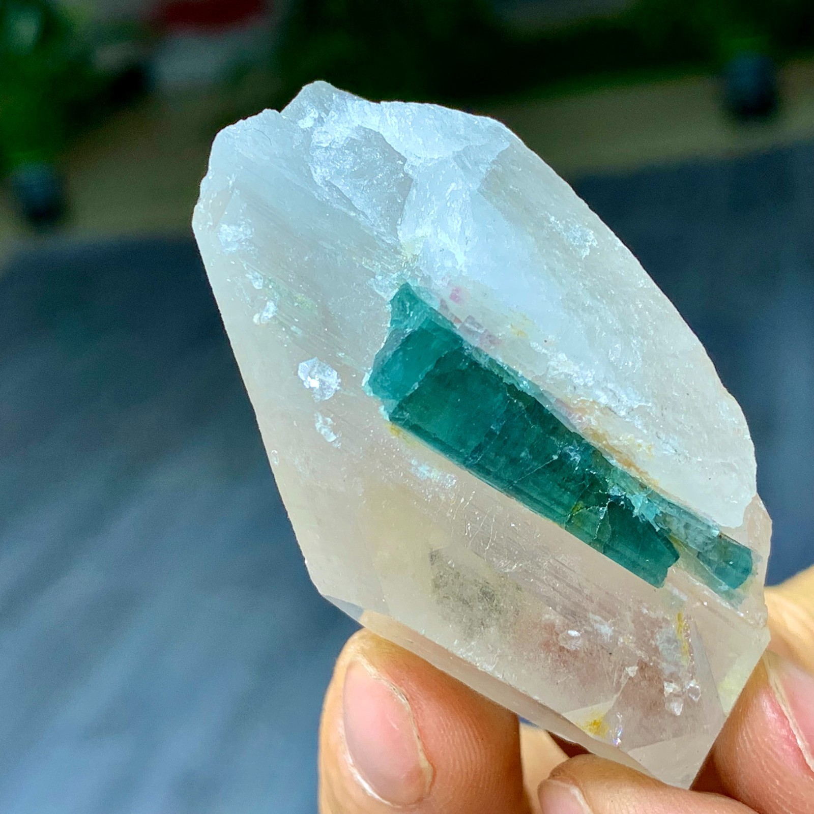 46G Natural green tourmaline quartz crystal cluster mineral specimen