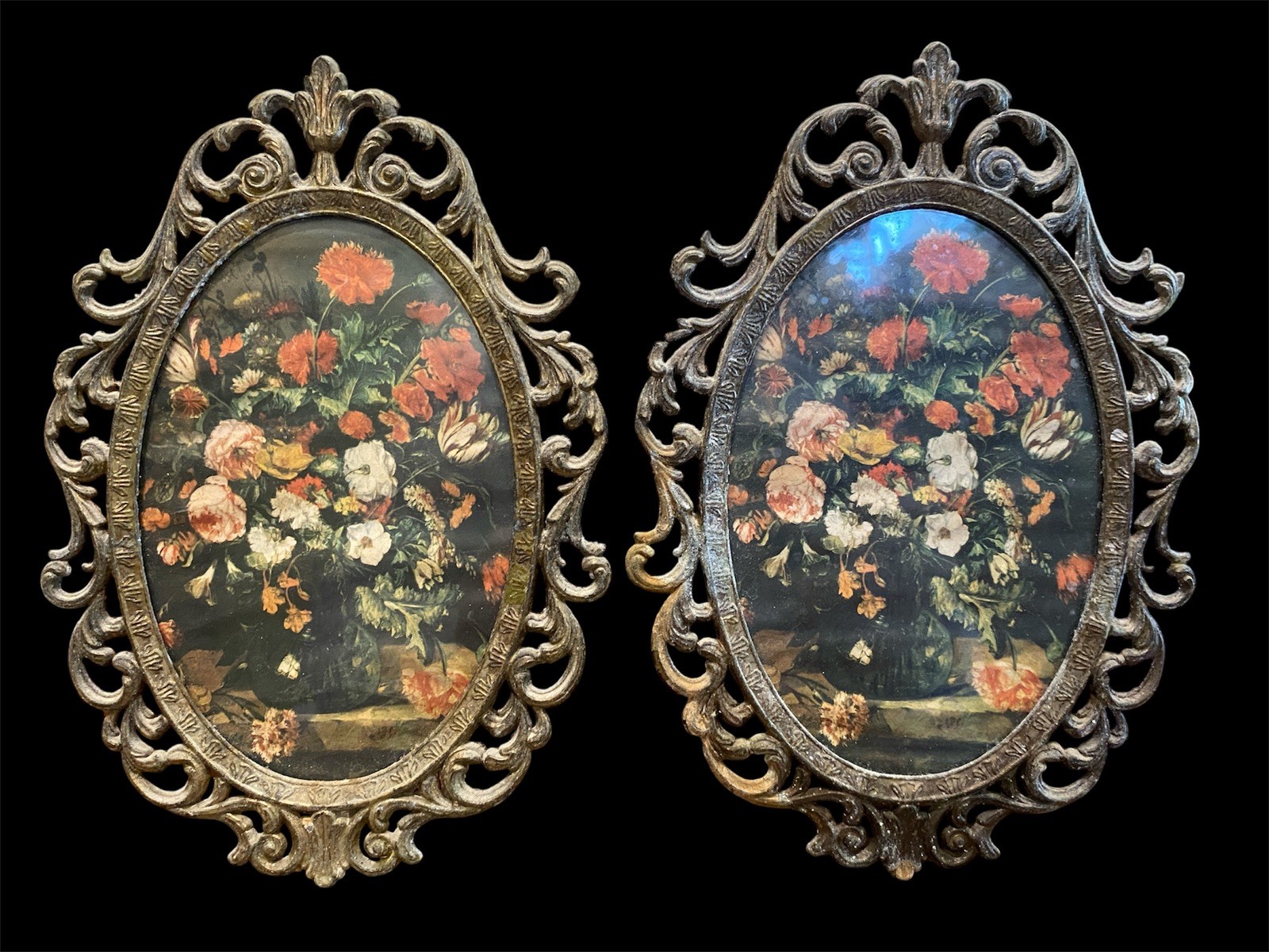 Vintage Oval Metal Ornate Frame Floral Pictures Made in Italy Brass 8x6”