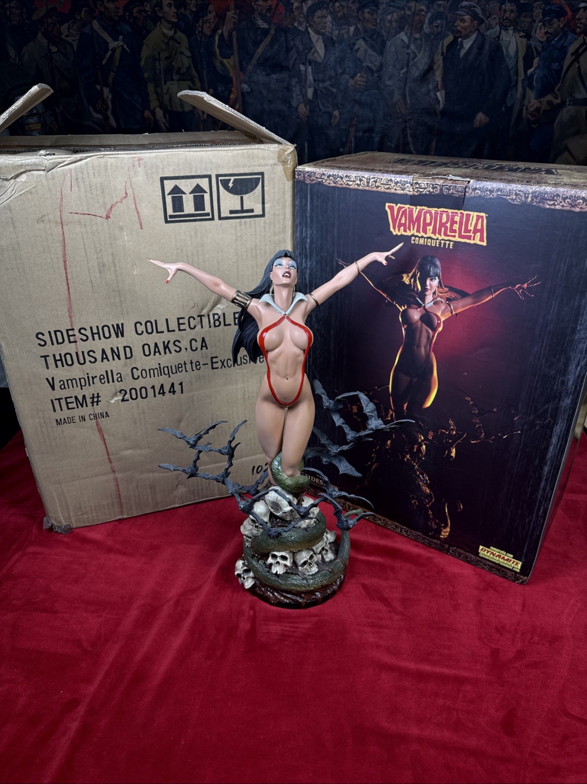 Sideshow collectibies Item Number 2001441 Vampirella A1-16