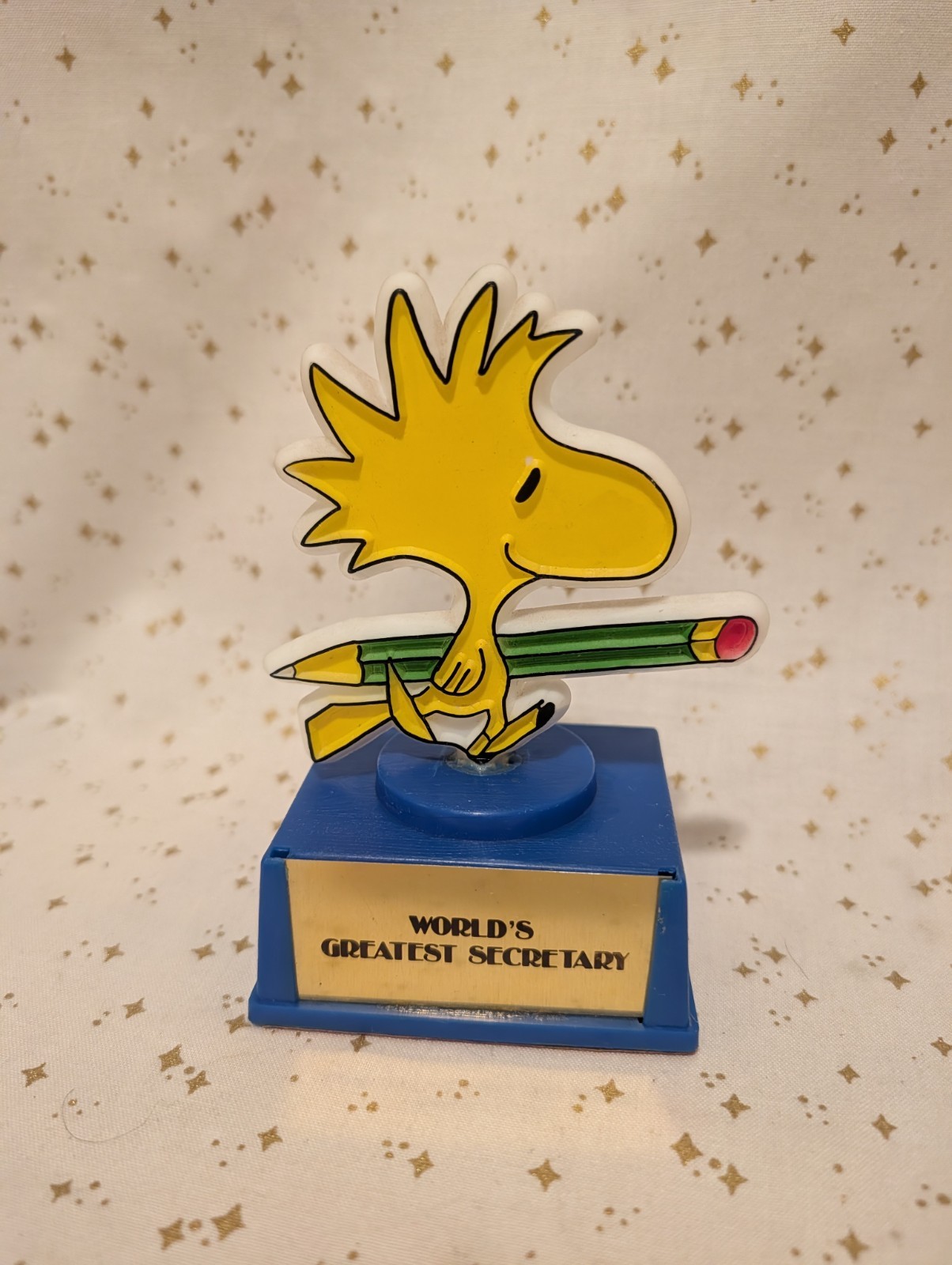 Vintage Aviva Peanuts Trophy Woodstock Greatest Secretary RARE 