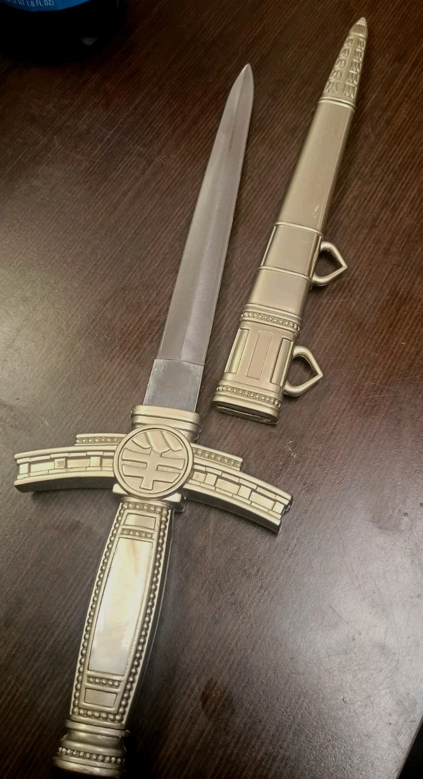 WW2 SLOVAK Air Force Office Dagger Reproduction Piece Circa 1939 Sharp & Heavy WW2 SLOVAK Air Force Office Dagger Reproduction Piece Circa 1939 Sharp & Heavy