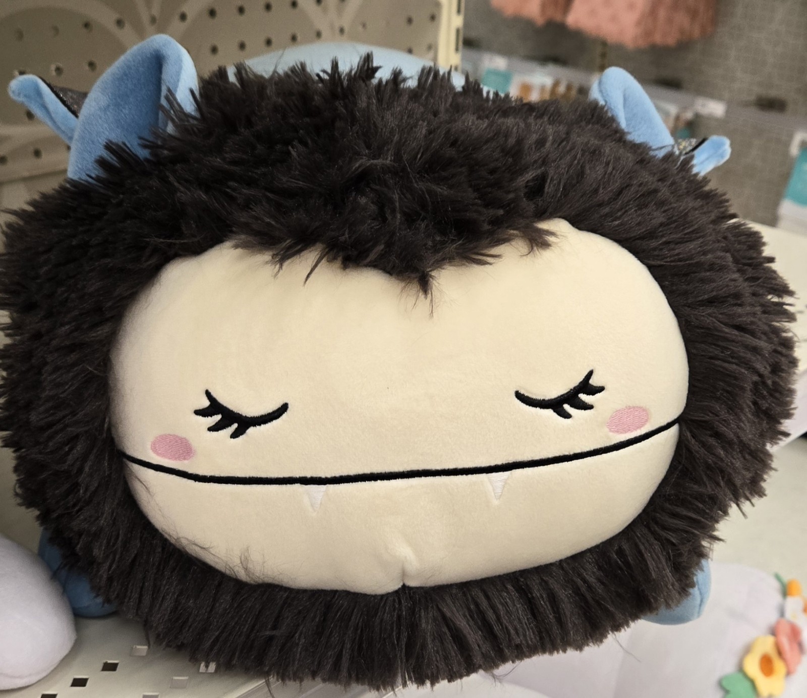 Squishmallows Skip Gray and Black Bigfoot Bat Weighted Sleepamallows Plush New