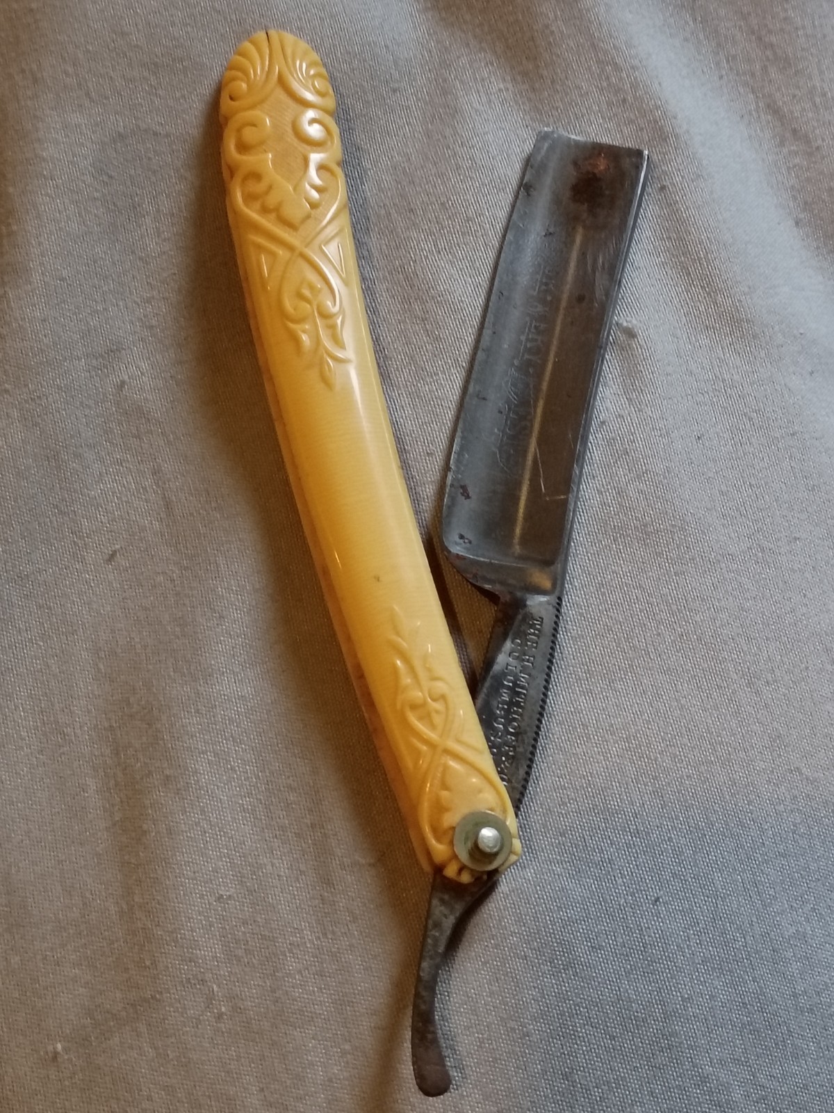 Antique H Mithoff & Co Columbus Ohio Straight Razor.