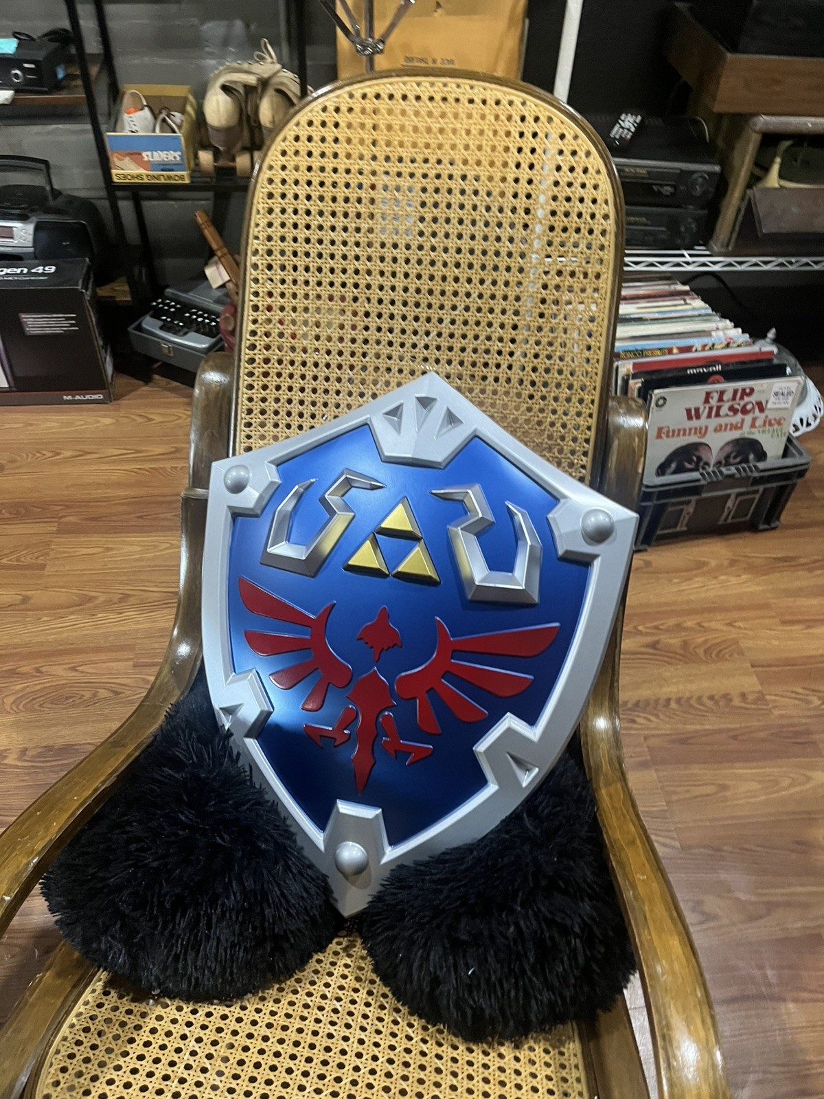 Legend of Zelda Skyward Master Shield Full Metal 1:1 Hand Made Left Hand