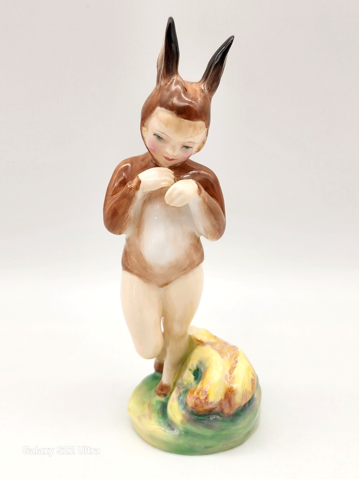 VINTAGE HN2108 ROYAL DOULTON \