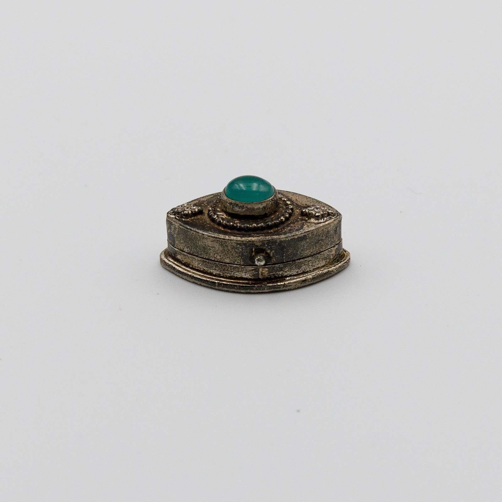 Vintage Silver Tone Marquise Eye Pill Box Green Cabochon Stone Tiny Trinket Box