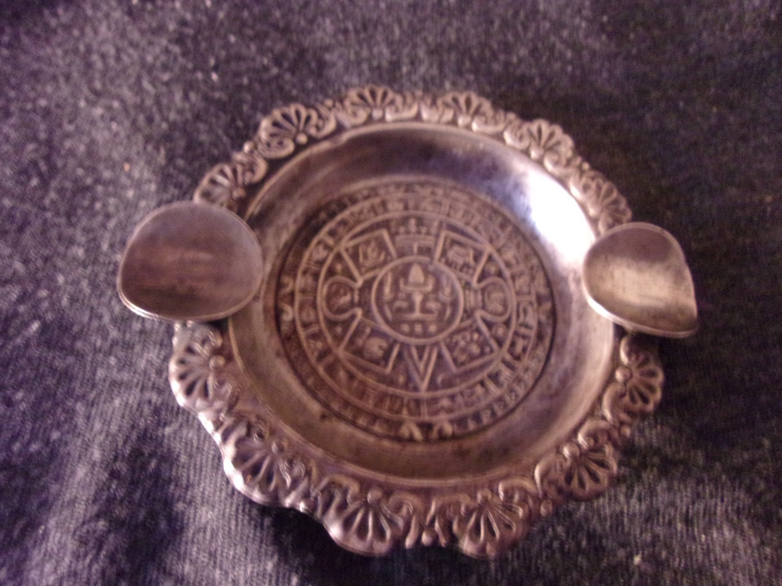 VTG Hecho Mexico 925 A V B Aztec Calendar  Ashtray  Sterling?