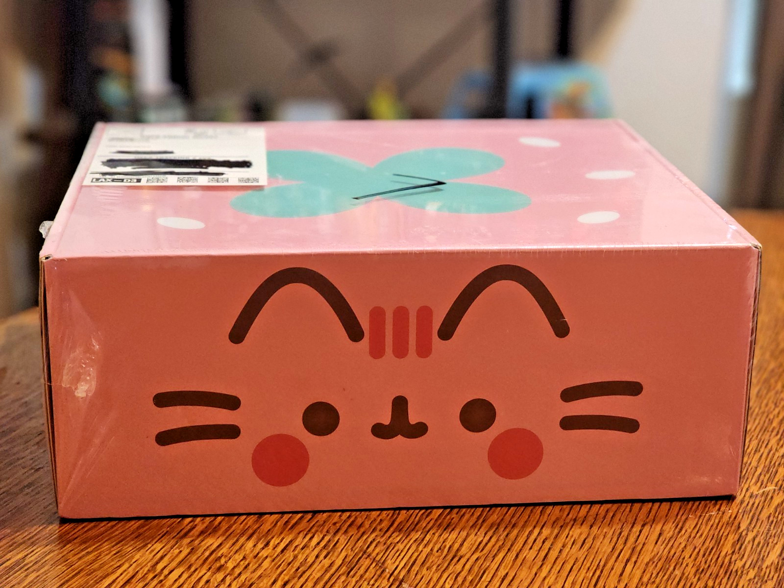 Pusheen seasonal subscription box by CultureFly Summer 2024 new in sealed box. Pusheen seasonal subscription box by CultureFly Summer 2024 new in sealed box.