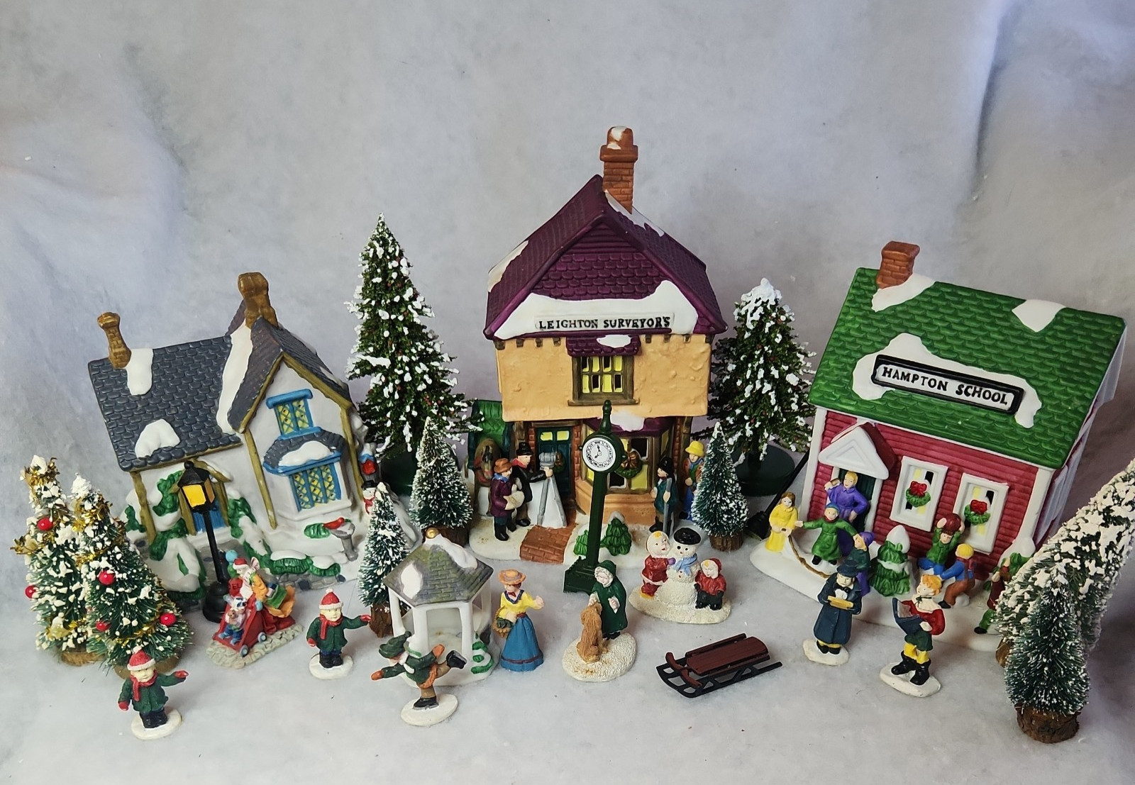 Mini Christmas Village Set of 3 Porcelain 5 to 6 Mini Christmas Village Set of 3 Porcelain 5 to 6
