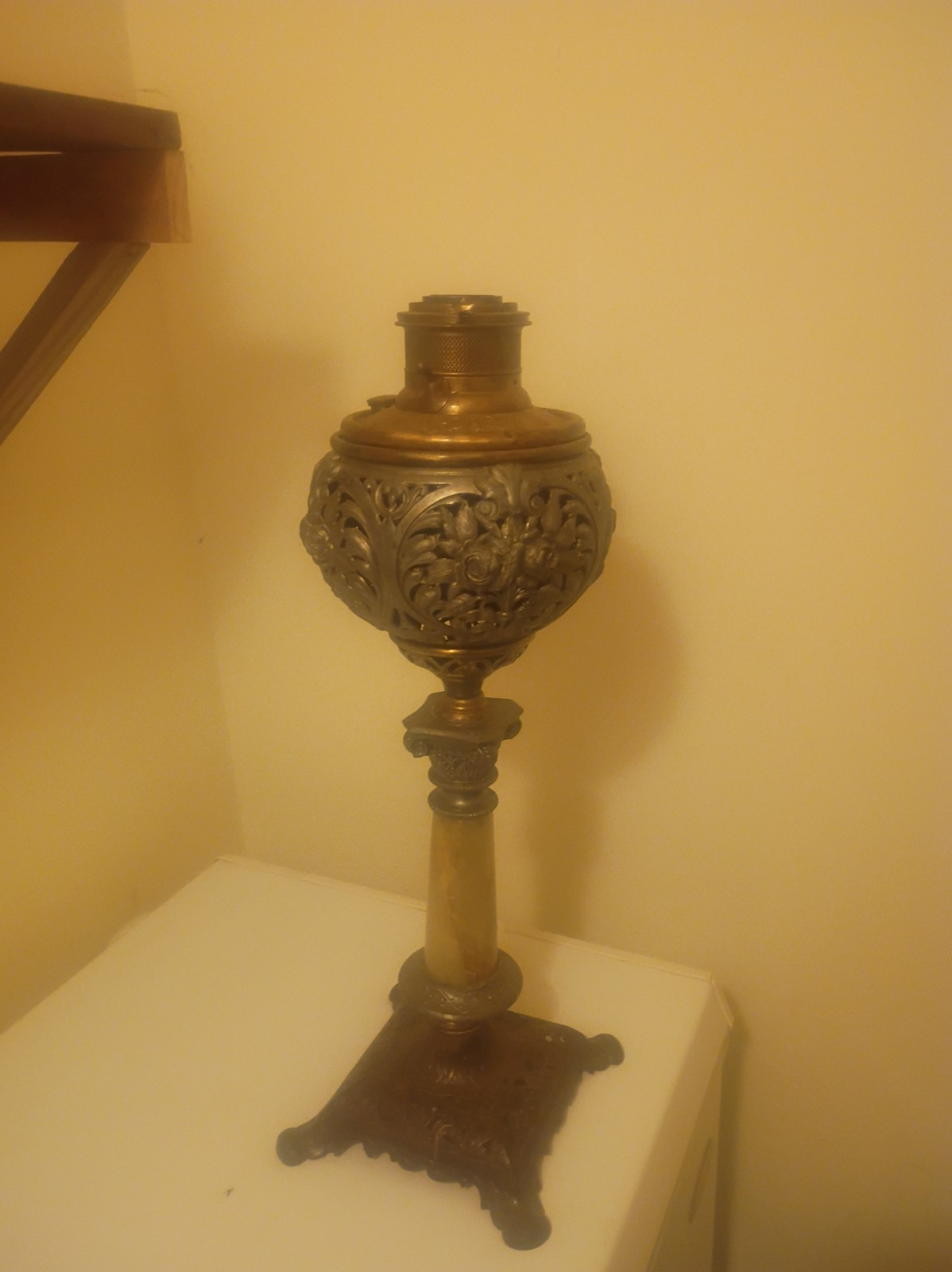 Antique c1895 Matthews & Willard M&W 95 Kerosene Oil Parlor Lamp Victorian