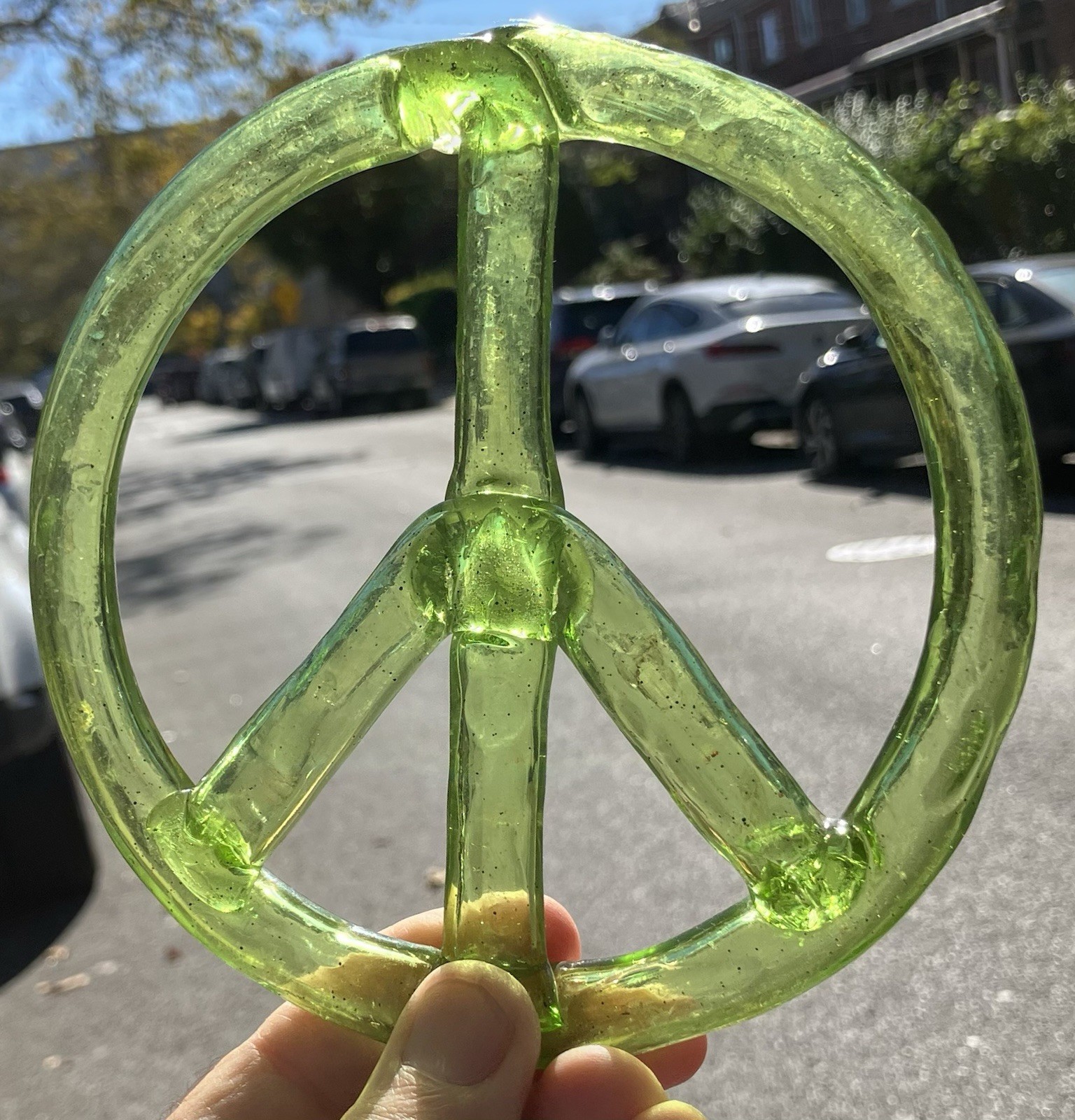 VINTAGE MID CENTURY MODERN 6” GREEN LUCITE ACRYLIC PEACE SIGN MOD WALL DECOR VINTAGE MID CENTURY MODERN 6” GREEN LUCITE ACRYLIC PEACE SIGN MOD WALL DECOR