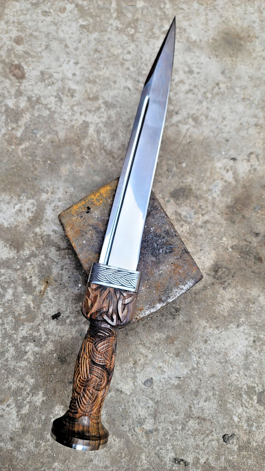 Custom Hand-Forged Scottish Dirk Knife Custom Hand-Forged Scottish Dirk Knife
