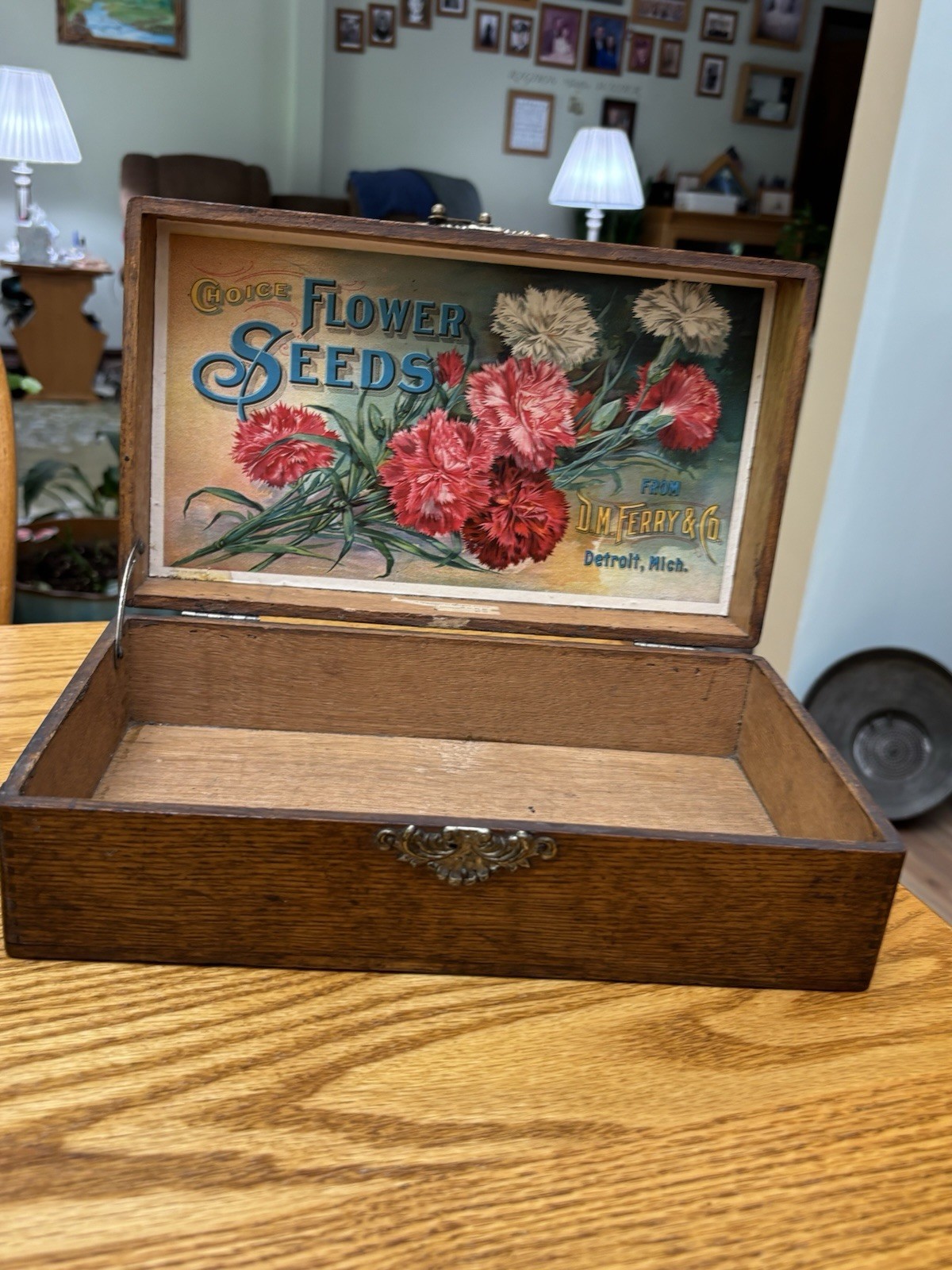 D.M. Ferry & Co. Choice Flower Seeds Advertising Wooden Box Detroit Mich.