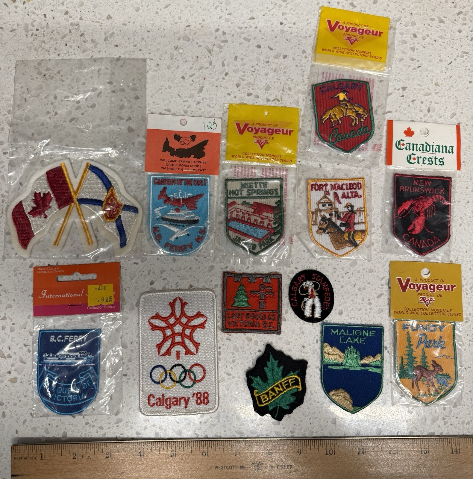 CANADA vintage Travel Souvenir patch lot ( 13) Some VOYAGER NOS Olympics unused CANADA vintage Travel Souvenir patch lot ( 13) Some VOYAGER NOS Olympics unused