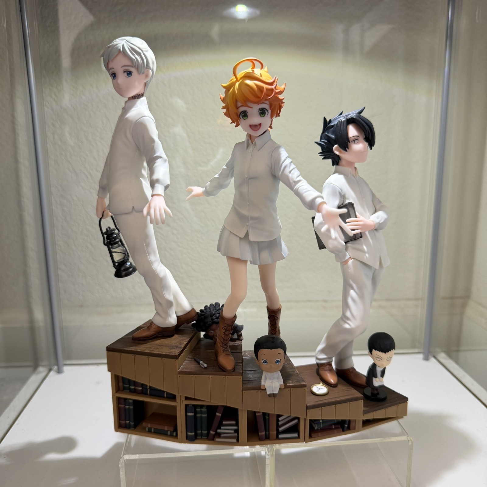 The Promised Neverland 1/8 Scale Figure Set Aniplex Norman Emma Ray
