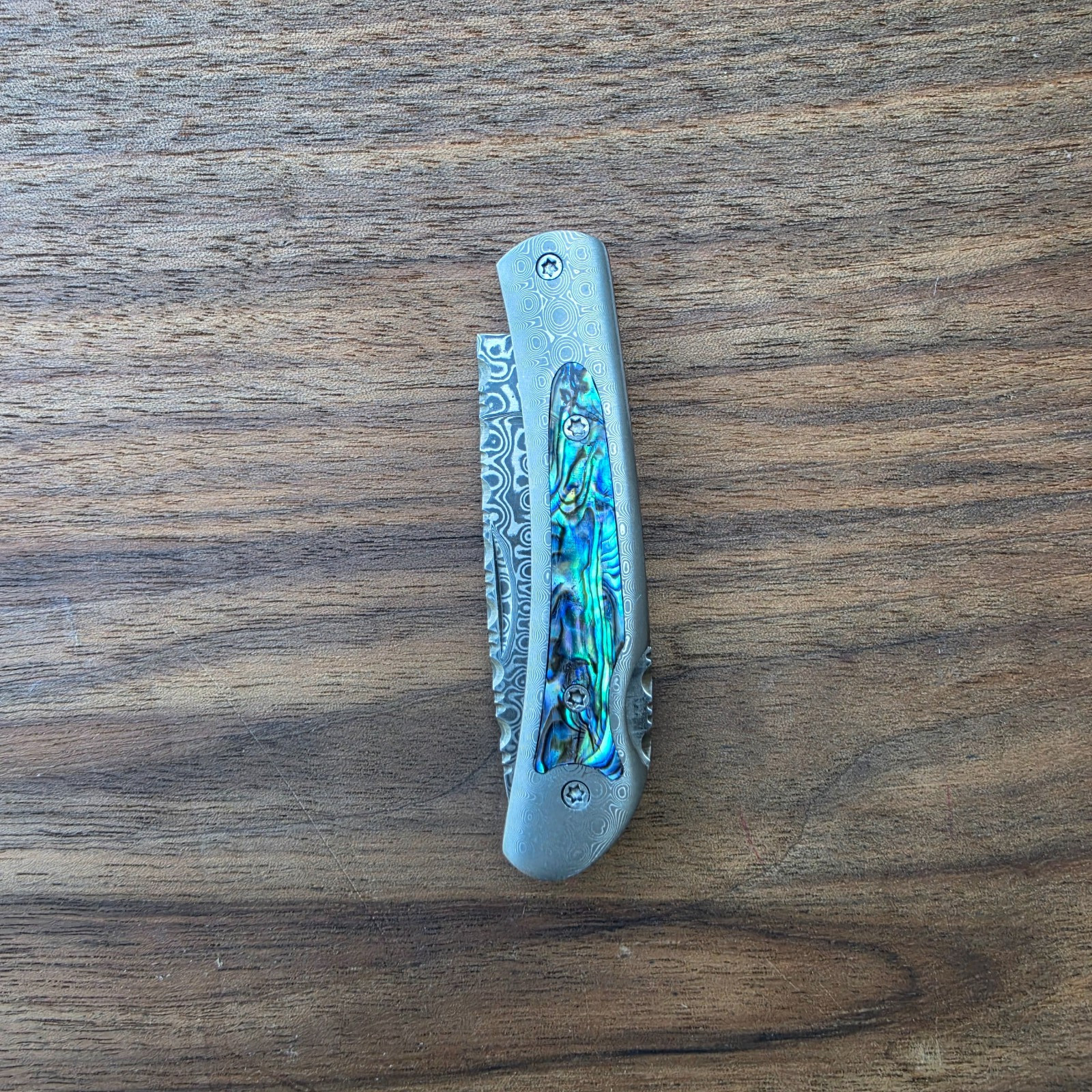 Damascus Pocket Knife With Abalone Inlay-Santa Fe Stoneworks Collectible Damascus Pocket Knife With Abalone Inlay-Santa Fe Stoneworks Collectible