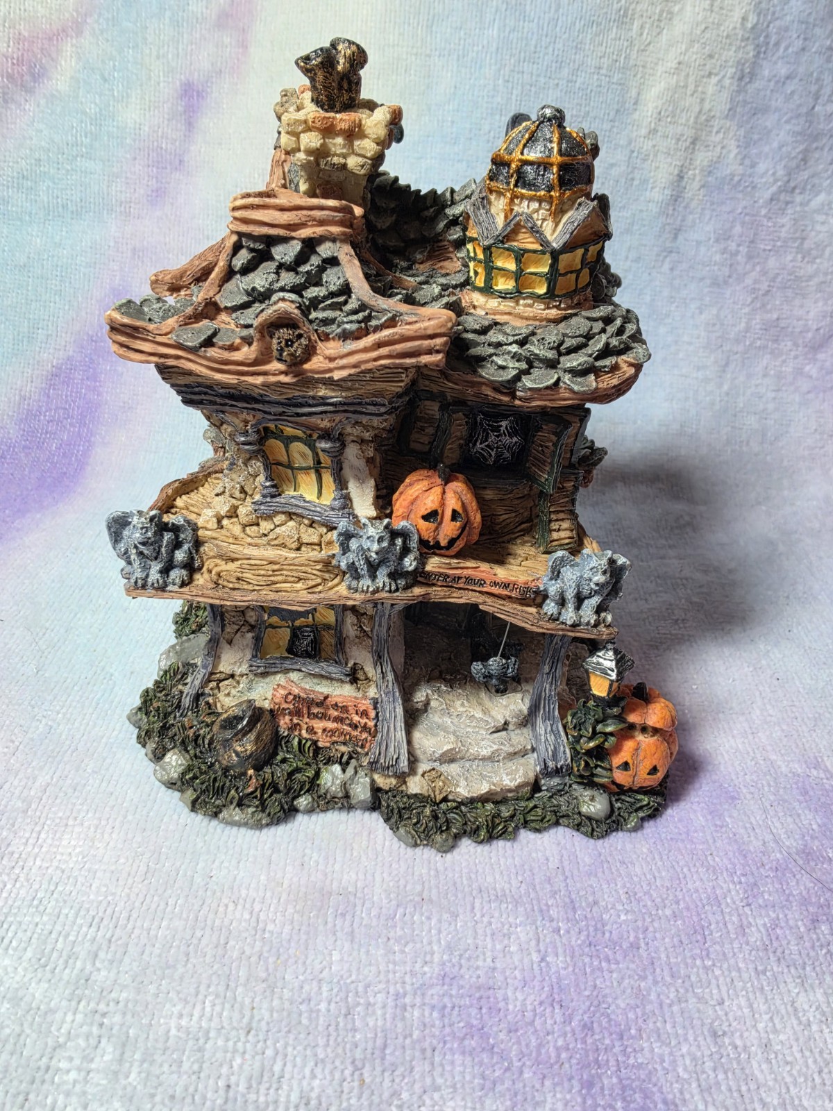 Boyds Bearly Built Villages Punky Boobear\'s Haunted Halloween House Boyds Town Boyds Bearly Built Villages Punky Boobear\'s Haunted Halloween House Boyds Town