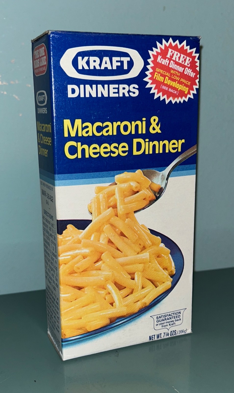 Vintage 1982 Kraft Macaroni and Cheese Dinner Box - Unopened