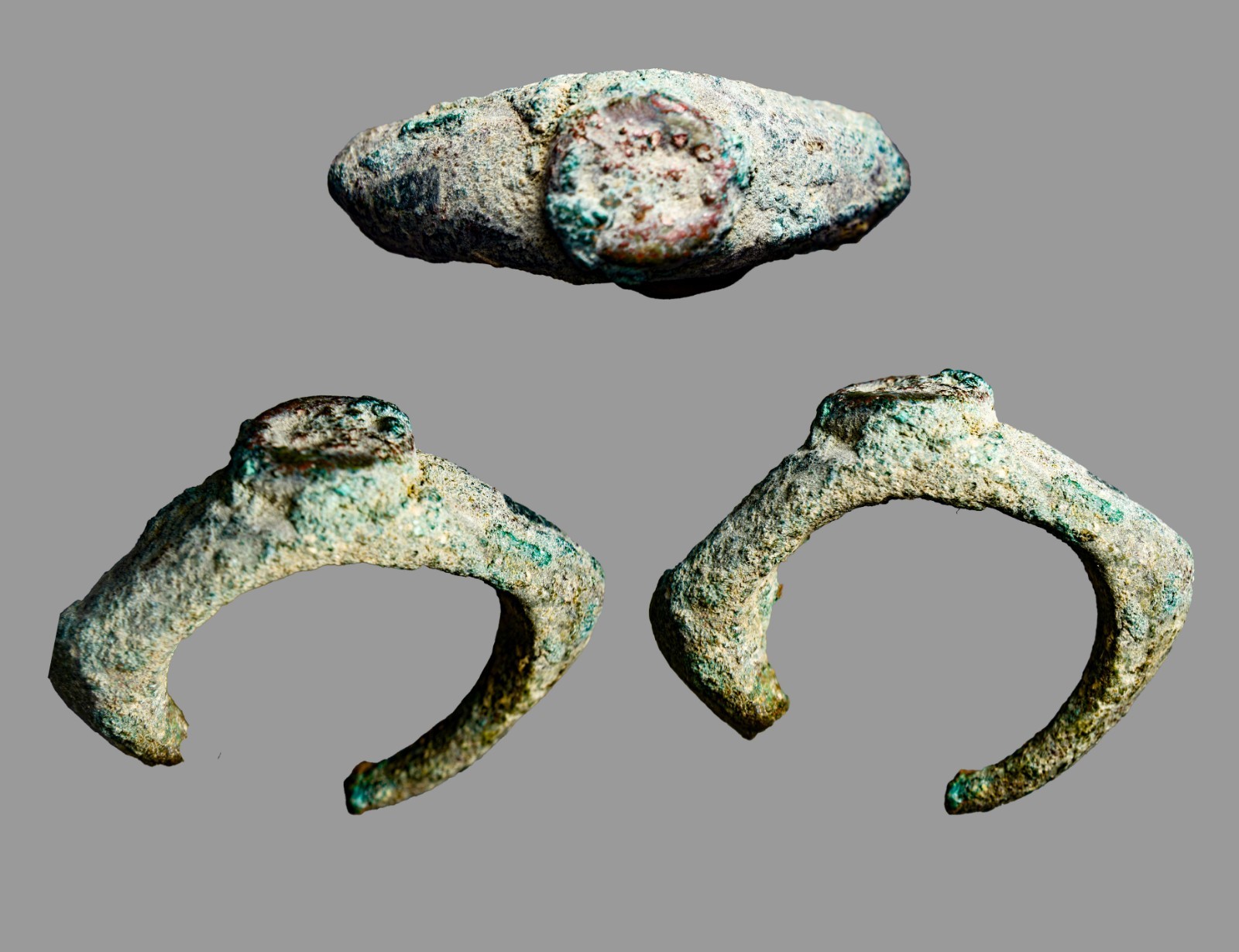 Ancient Hellenistic Bronze Archer Ring Size 7 Military Signet c. 300-31 BC COA