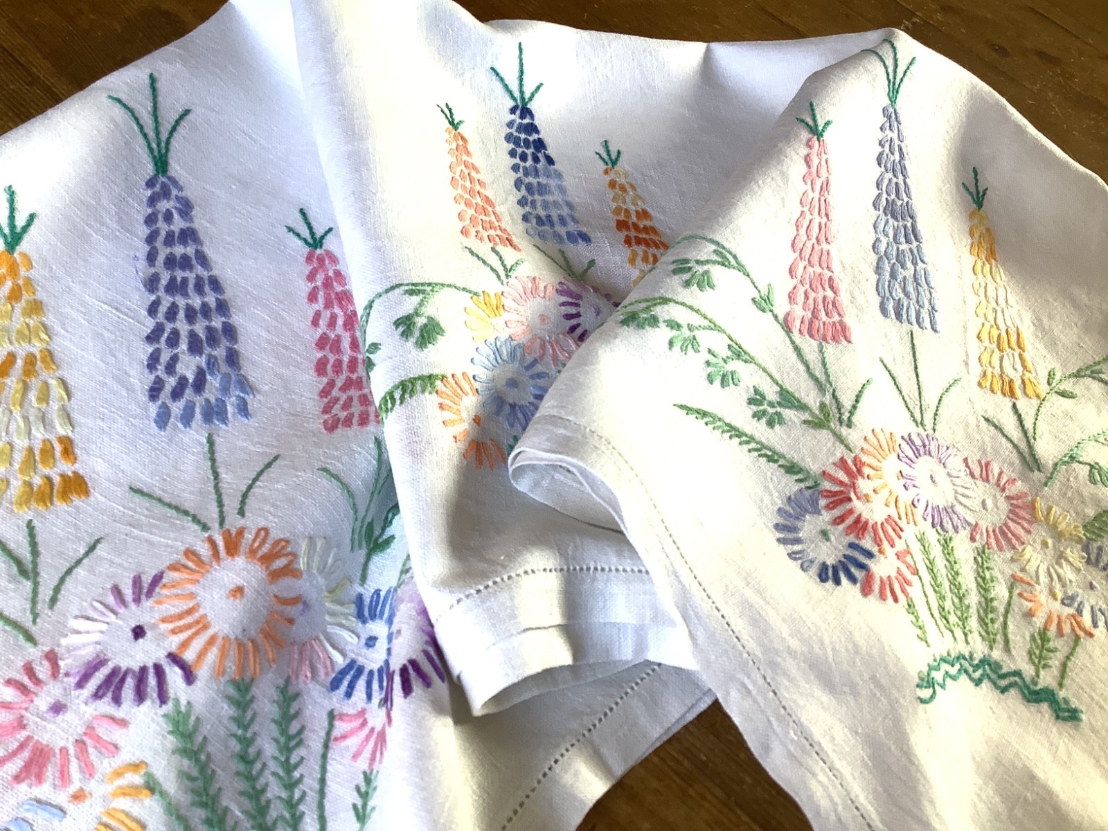 Vintage White Linen Tablecloth Hand Embroidered Flowers 105x105cms