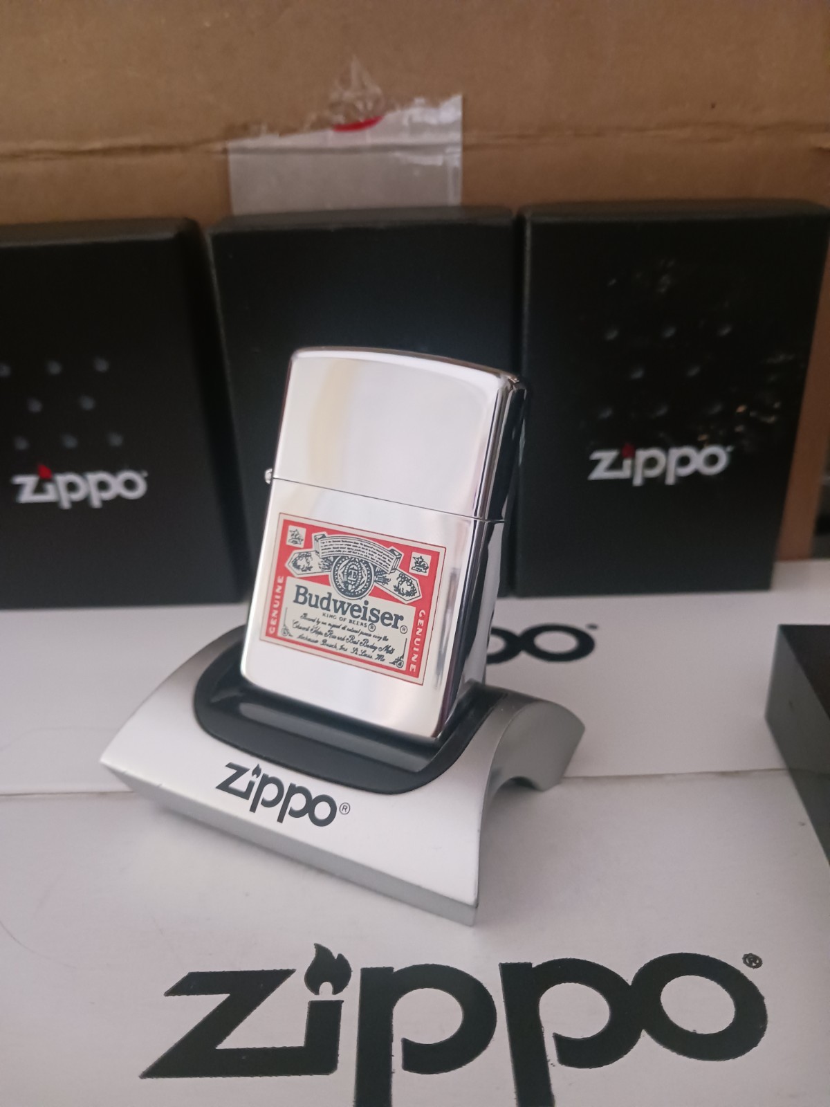 ZIPPO 1994 Vintage BUDWEISER ADVERTISING POLISHED CHROME LIGHTER . NIB.