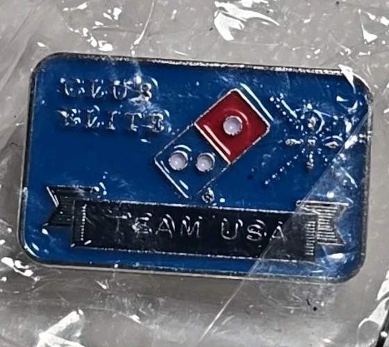 Domino\'s Pizza CLUB ELITE TEAM USA ENAMEL Metal Pin Crown Awards BLUE