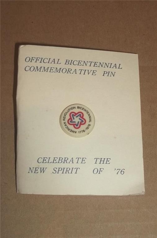 1776-1976 OFFICIAL AMERICAN REVOLUTION BICENTENNIAL COMMEMORATIVE LAPEL PIN EXC