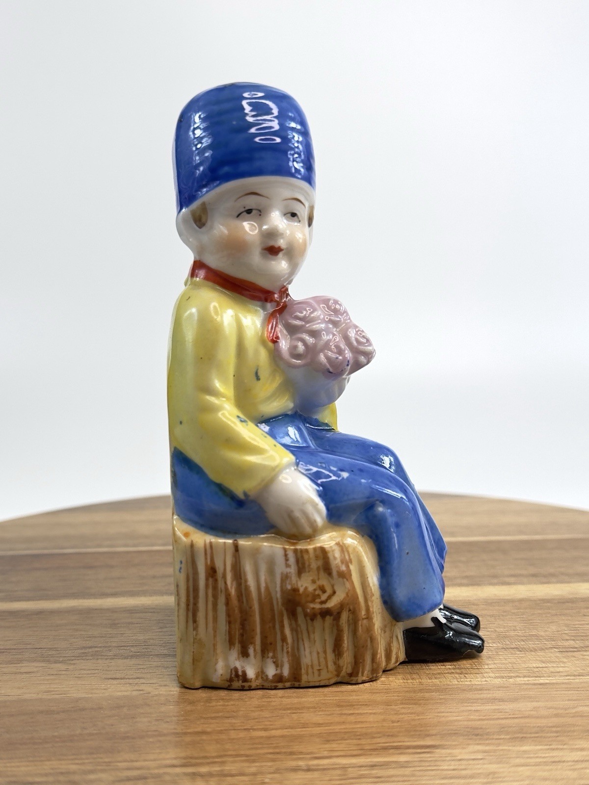 Vintage Dutch Boy W/ Flowers Book End 6\