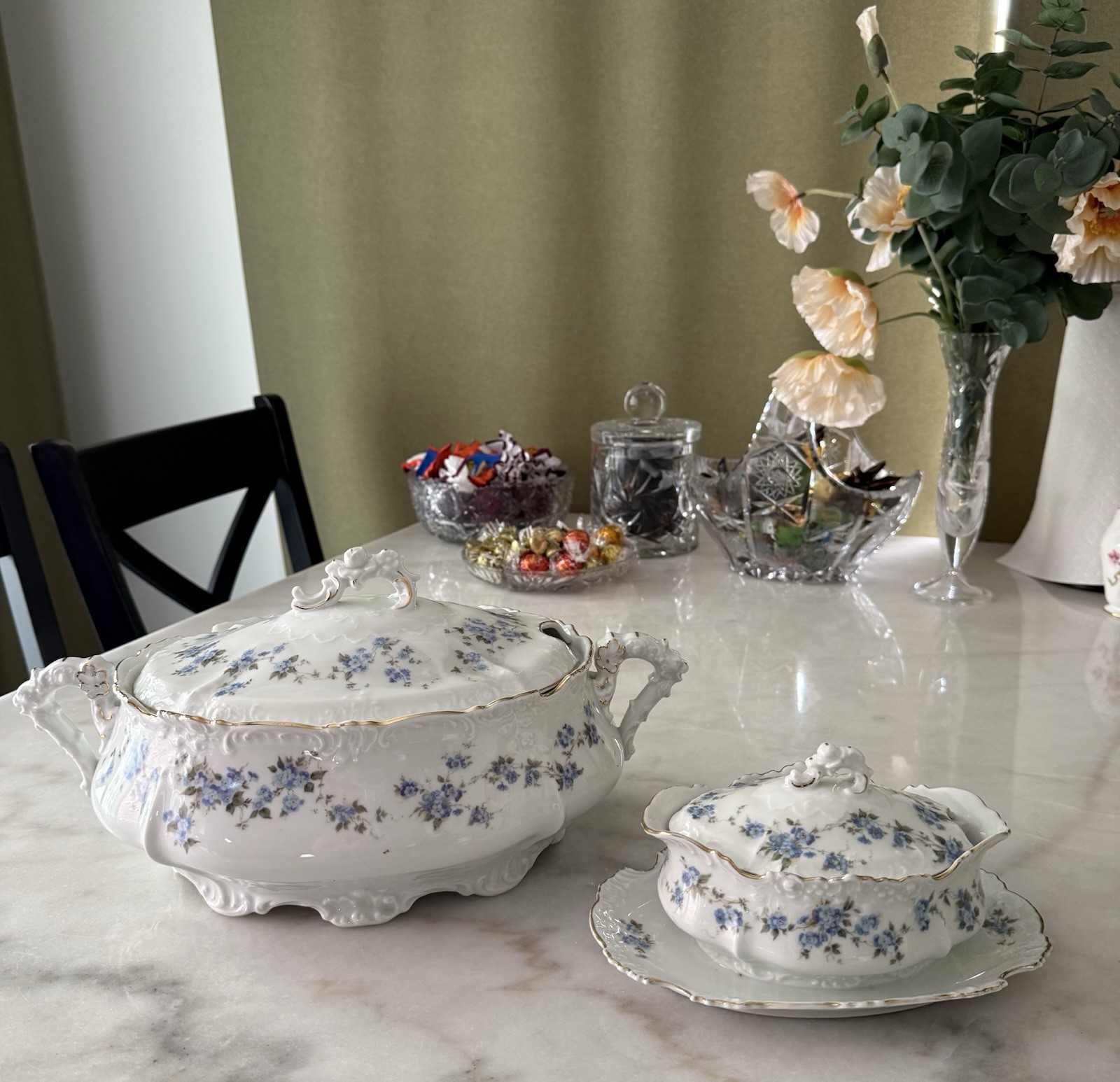 Antique Hermann Ohme Silesia Porcelain Soup Tureen & Matching Sauce Set 3.7 Qt Antique Hermann Ohme Silesia Porcelain Soup Tureen & Matching Sauce Set 3.7 Qt