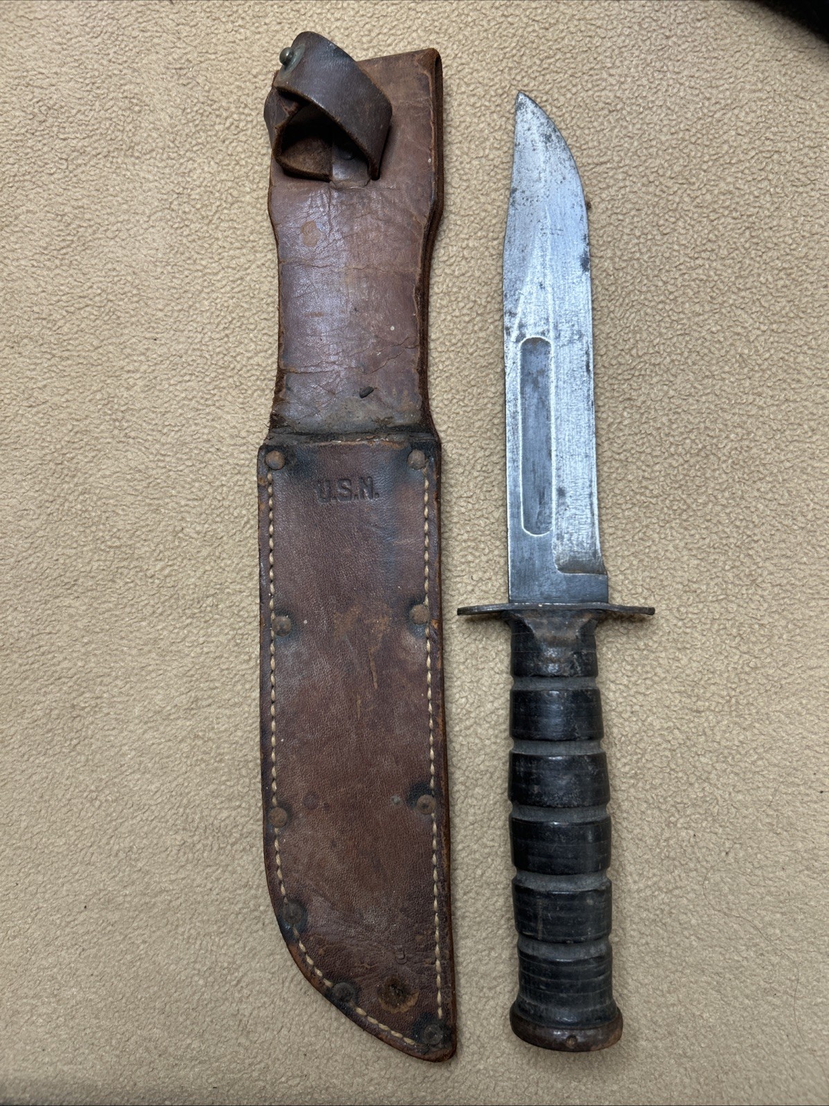 Camillus USMC Ka-Bar Fighting Knife With USN Sheath