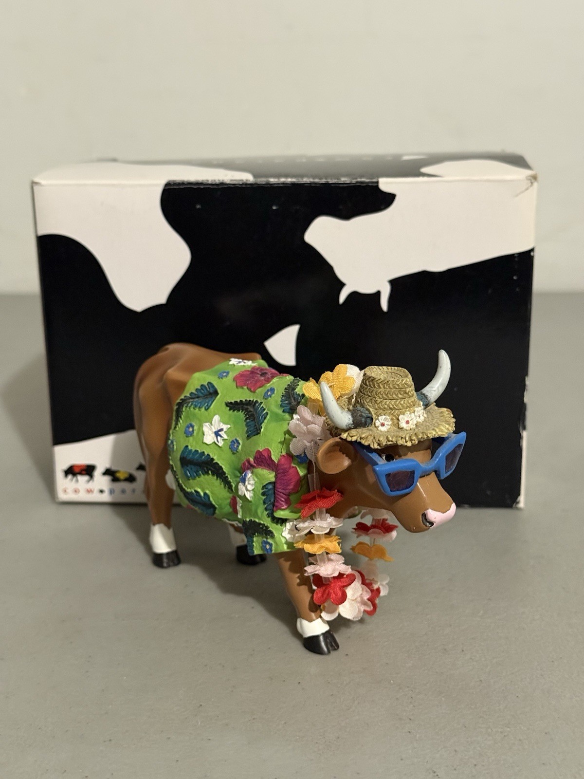 Cow Parade Maui Cowi 2008 #7762 Mint in Box RARE
