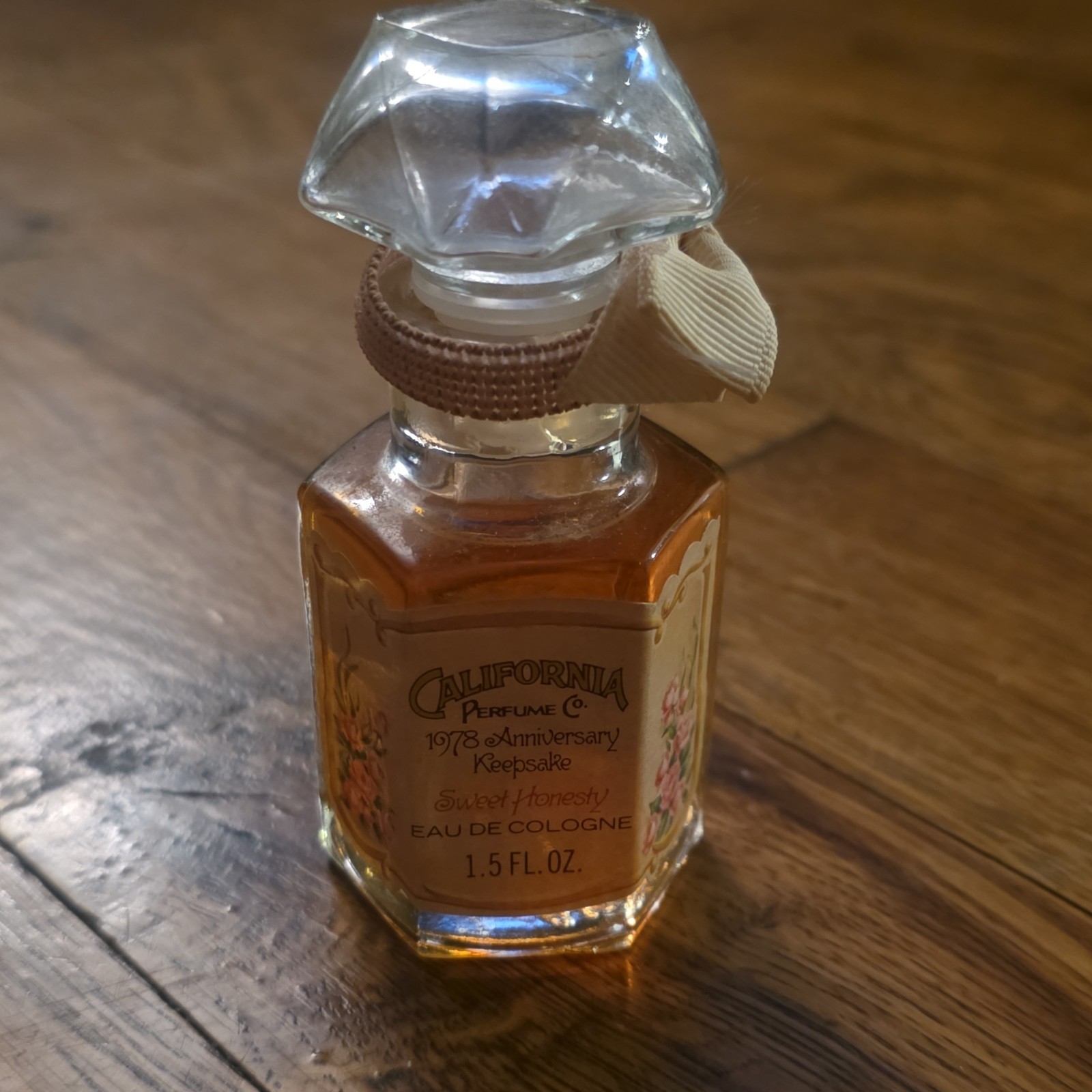 Avon California Perfume Co. 1978 Anniversary Keepsake SWEET HONESTY FULL 1.5oz