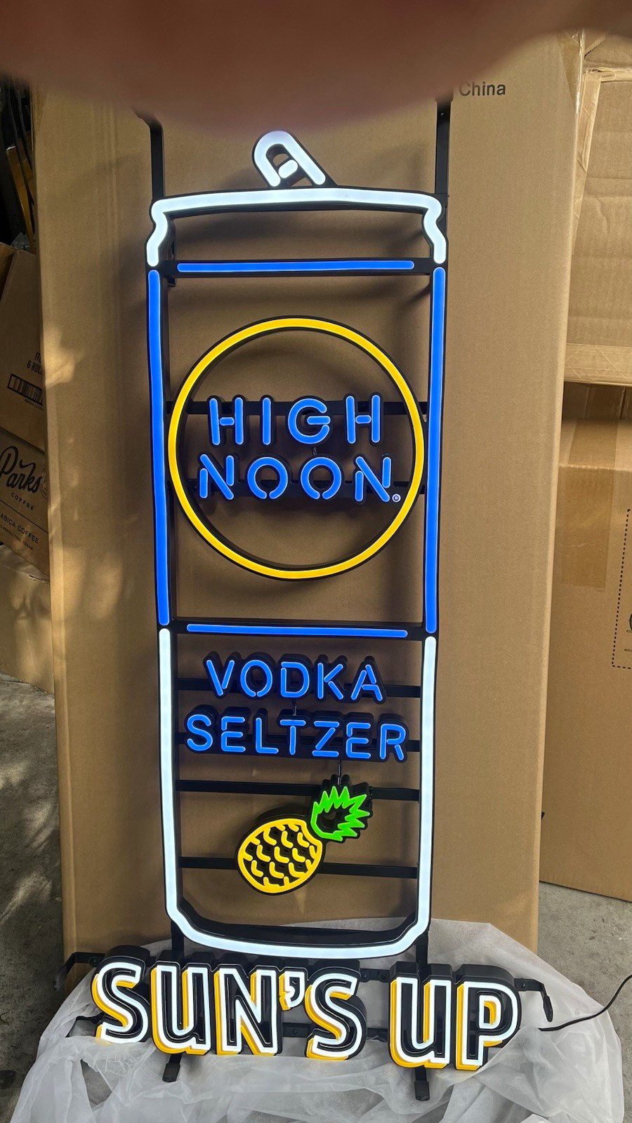 NIB High Noon Vodka Seltzer Sun's Up LED light Measures 37”x 20”