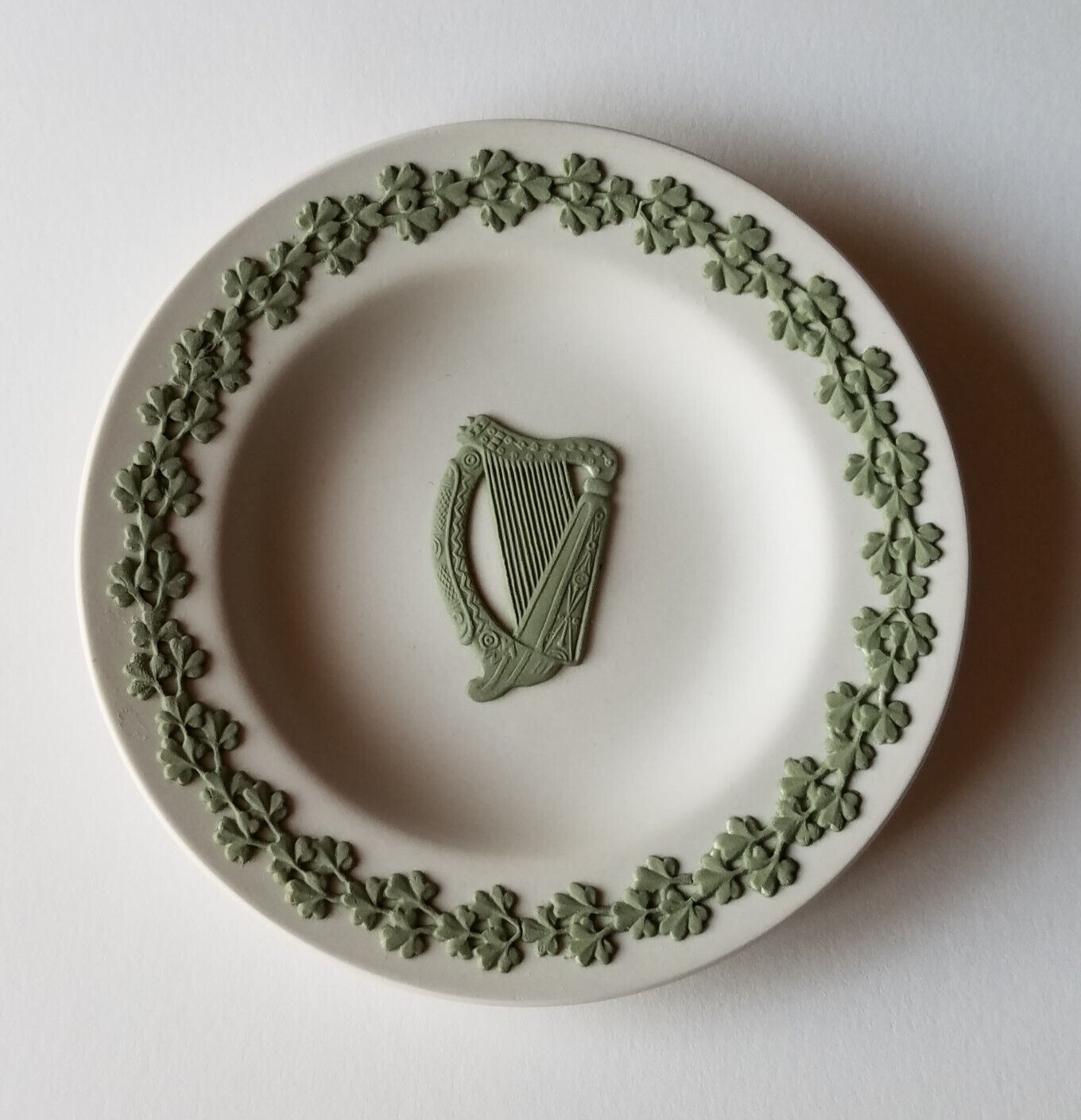Wedgwood Reverse Sage Green on White Jasperware Irish Harp Shamrock Plate Celtic