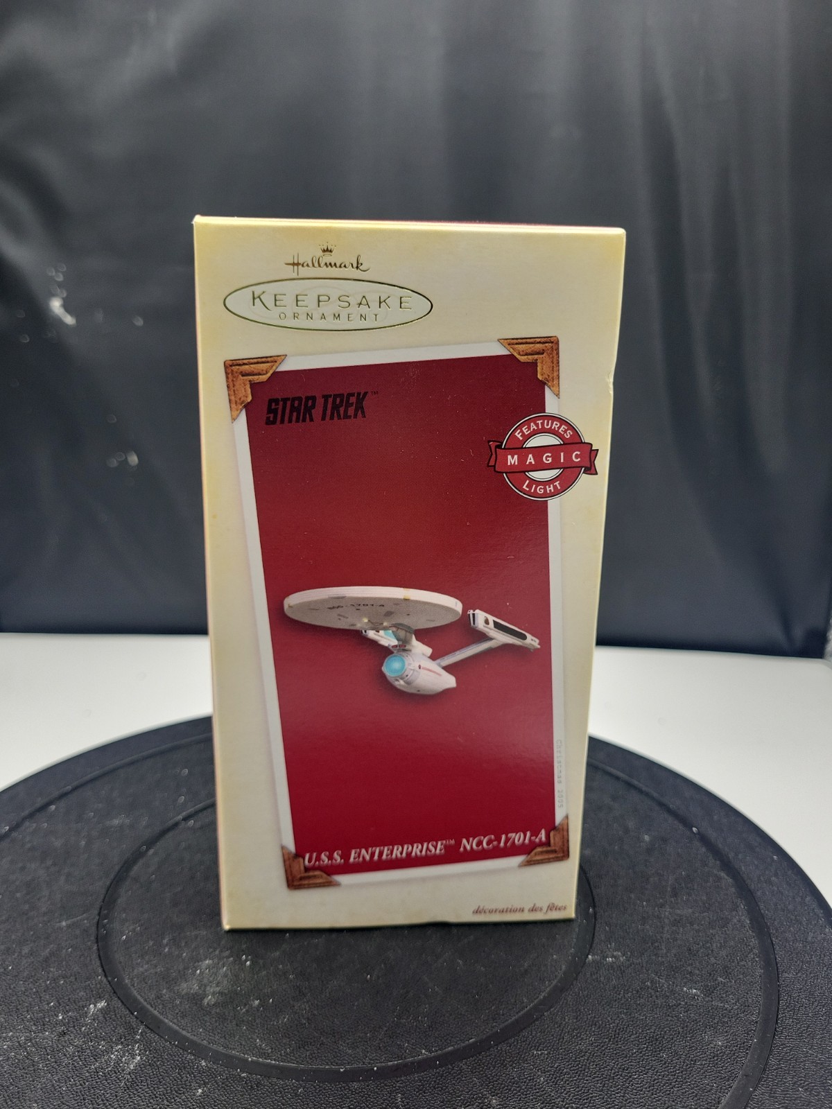 2014 Hallmark Ornament Back To The Future II Flying Time Machine /  DeLorean Car